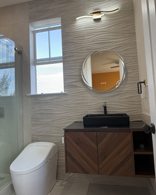 Bathroom Remodel Photo 21