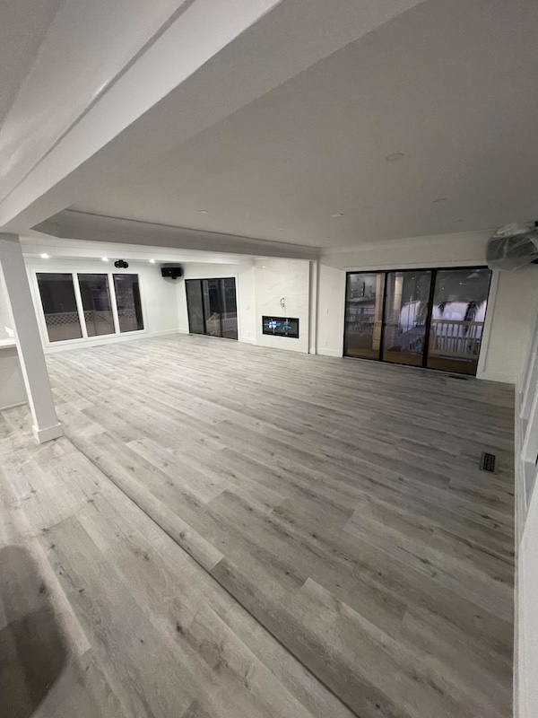 Living Room After -- Discovery Bay