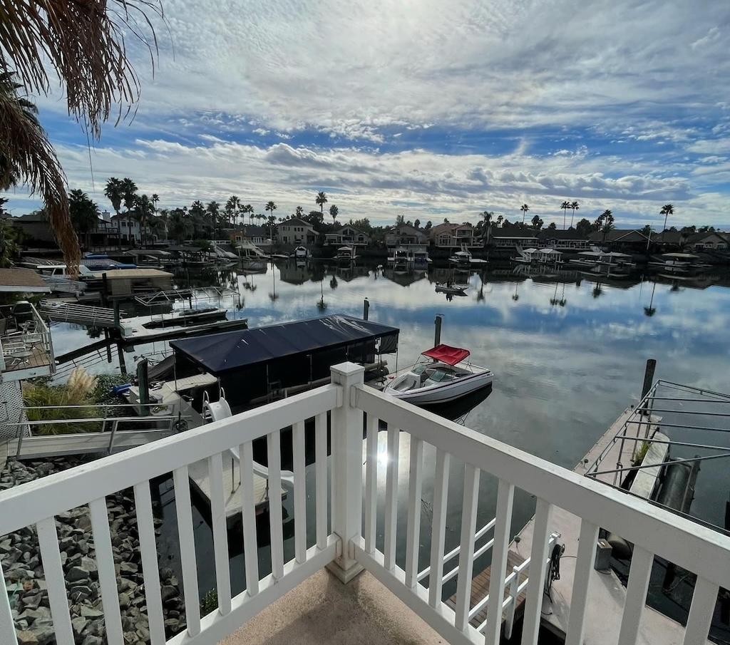 Discovery Bay Intro Photo 1